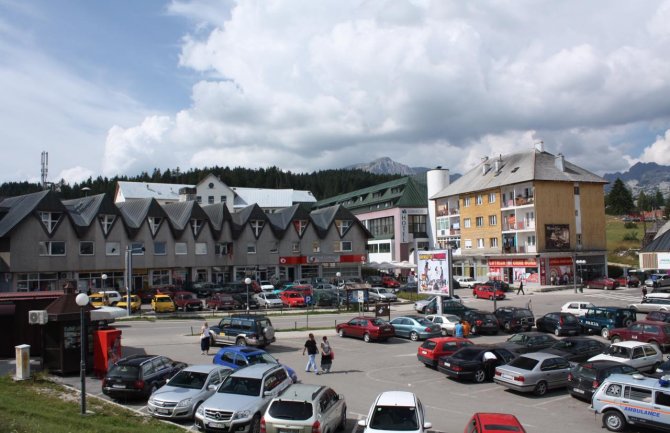DPS Žabljak osudio paljenje automobila predsjednika odbora Demokrata: Događaj uznemirio žitelje