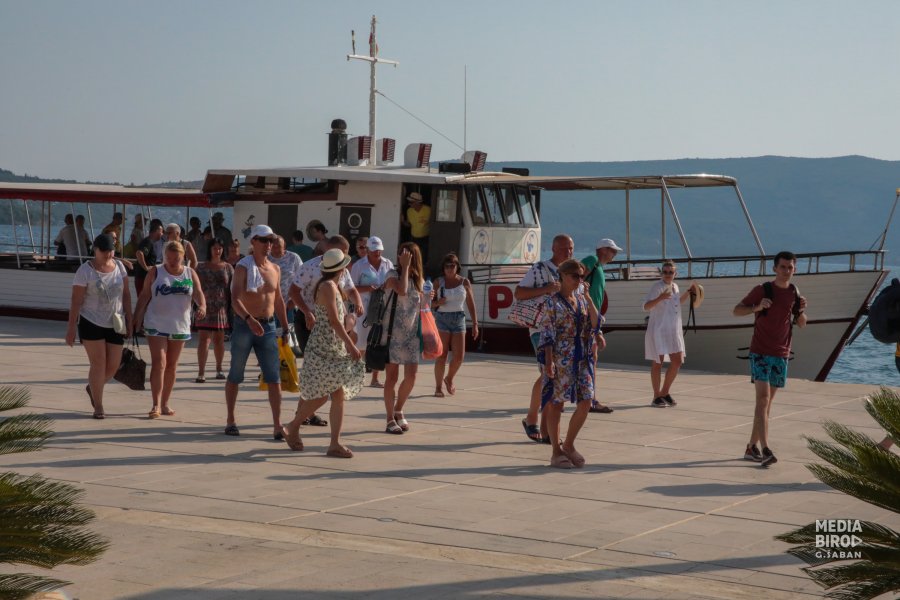 Tivat2