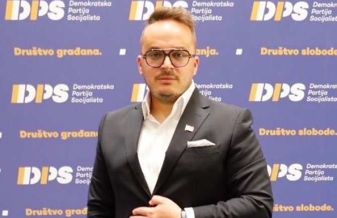 Pavićević: Eksperti promašili projekcije za prvih 6 mjeseci čitavih 50 miliona ili 30%