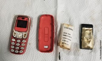 Kosovo: Muškarac progutao telefon,ljekari ga izvadili bez klasične operacije(FOTO)