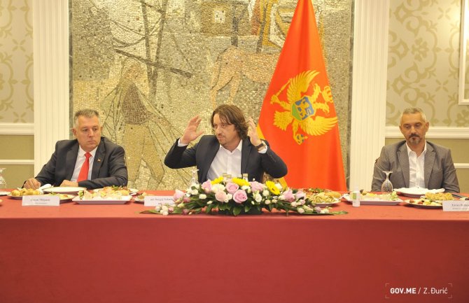Sekulović: Postoje ekstremi sa obje strane, planiraju radikalizaciju na Cetinju