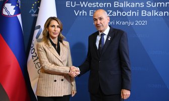 Krajnje vrijeme da se počne sa smanjivanjem cijena rominga između EU i Z. Balkana