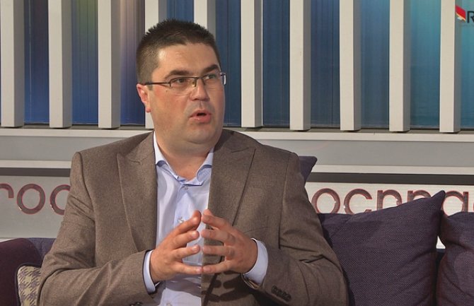 Rovčanin: Ne razmišljamo o restrikcijama i poskupljenju struje