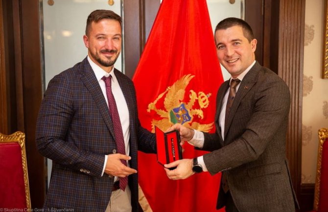 Crna Gora ima pravo da očekuje da proces integracija bude doveden do kraja