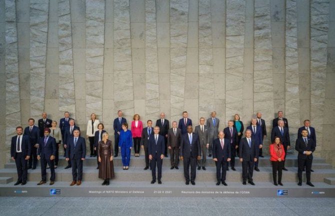 CG će nastaviti da doprinosi savezničkim naporima na jačanju kolektivne odbrane, 
