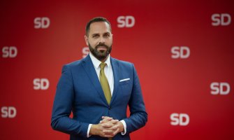 Čelanović: Džaba vam lažni novci, pada Vlada