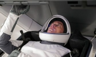 Astronauti se vraćaju na Zemlju kapsulom Space X u pelenama, toalet u kvaru