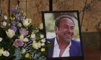 Marinko Rokvić sahranjen uz pjesmu 