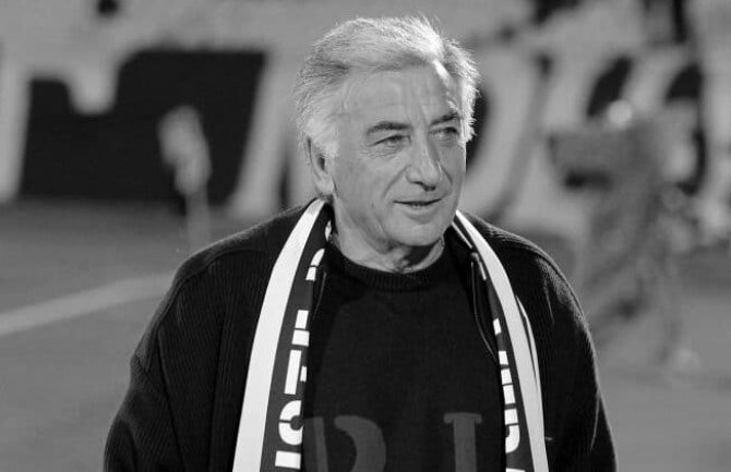 Preminuo legendarni Momčilo Moca Vukotić