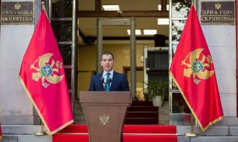 Bečić: Istorijski dan za Crnu Goru,  ponosan sam što će građani osjetiti benefite decembarske sjednice