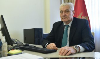 Laković: Kako zaštiti državu od državnika, odnosno službu od službenika?!