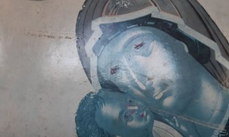 Vranje: Oskrnavljeni ikonostas i dvadeset ikona u crkvi