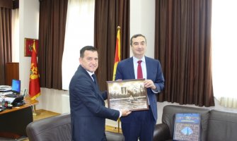 Vojinović: Ministarstvo prosvjete otvoreno za svaku vrstu saradnje sa Azerbejdžanom kada je u pitanju oblast obrazovanja