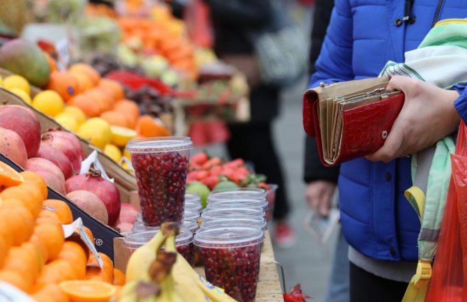 Objavljena lista voća i povrća sa najviše pesticida