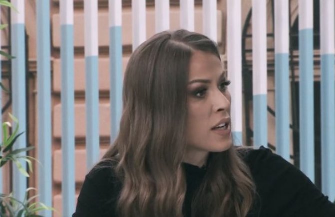 Hrkalović:  Stefanović medijima dostavio fotografije Danila Vučića