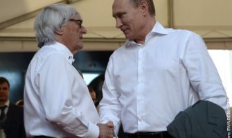 Eklston: Primio bih metak za Putina