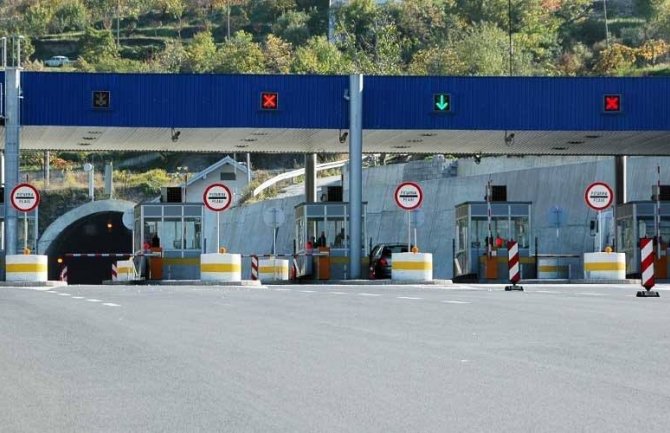 Kroz tunel Sozina prošlo 2,39 miliona vozila