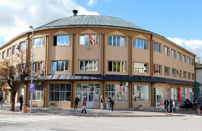 Samoubistvo u zgradi opštine Pljevlja