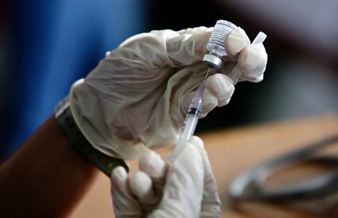 EMA: Preporučena prilagođena Fajzerova 