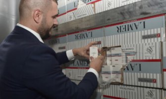 M portal: Ambasadori NATO zemalja tražili smjenu Rada Miloševića