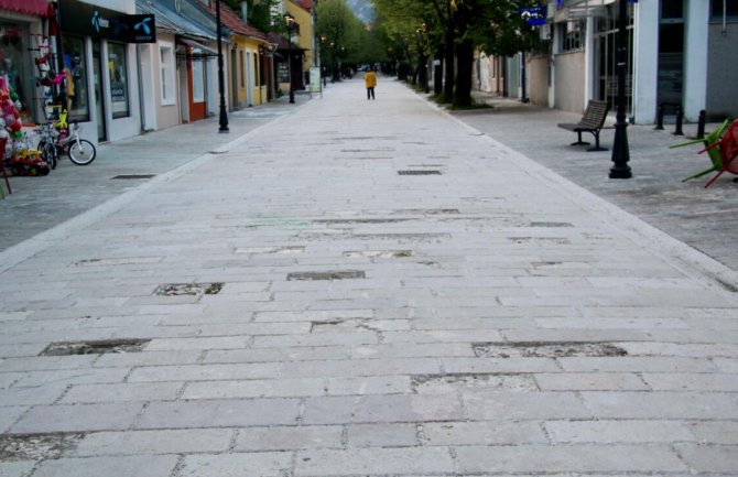 Prijestonica Cetinje podnijela krivične prijave protiv Aleksandra Bogdanovića, Dražena Blažića i Ane Nikolić zbog Njegoševe ulice