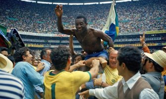 Odlazak legende: U 83. godini preminuo Pele