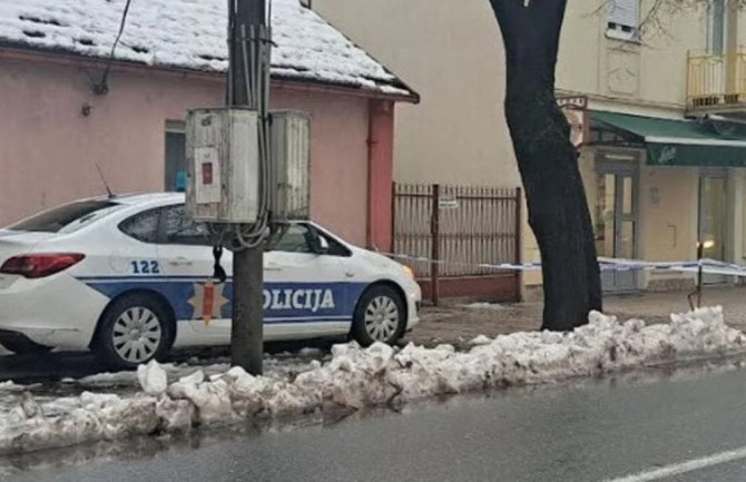 Nikšić: Bačena bomba na vozilo