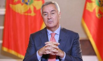 Đukanović: Bravo fudbaleri, ovakva borbenost važnija od rezultata