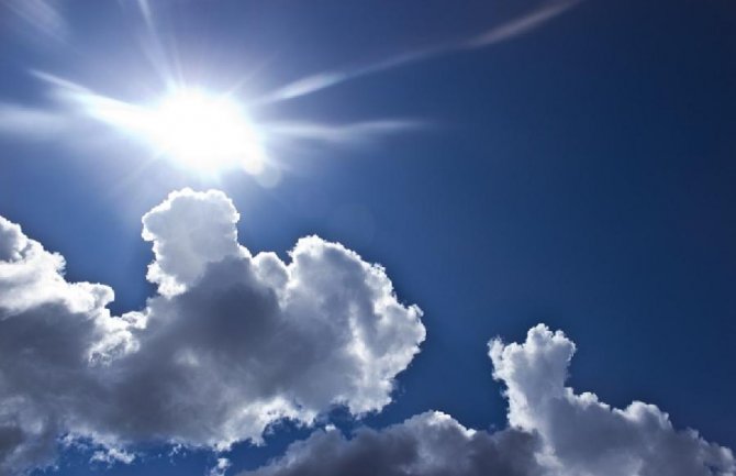 Djelimično sunčano, česta pojava oblačnosti