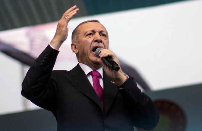 Erdogan vodi na izborima u Turskoj