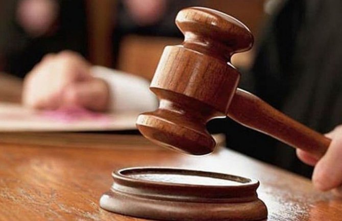 Strana firma dobila uvid u lične podatke premijera i ministara