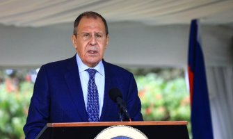 Lavrov: Rusija zadržava kontrolu nad nuklearnim oružjem u Bjelorusiji