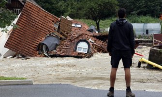 Novo nevrijeme pogodilo Sloveniju: Broj žrtava raste, aktiviraju se klizišta