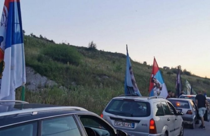 Policija će snimati autokolone