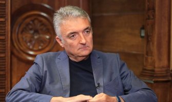 Vlahović pozvao DPS, BS i SD: Podnesite inicijativu za smjenu Mandića