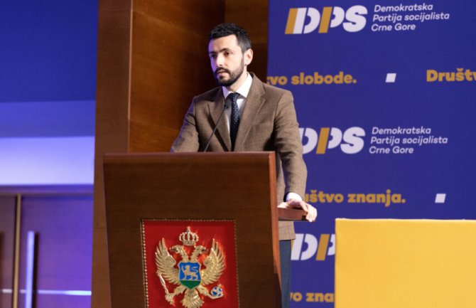 Živković čestitao Novu godinu: Zajedno do boljeg života