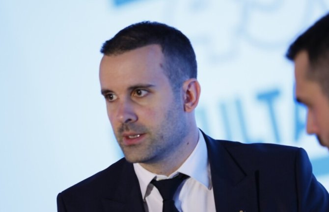 Ključ u Spajićevim rukama