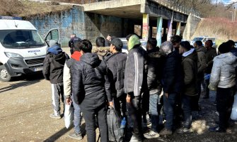 Policija zatekla azilante u bjelopoljskom naselju Rakonje