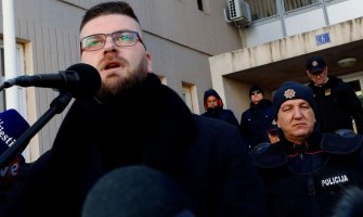 Batrićević: U vremenu u kojem je isplivao najgori mulj ne čudi stavljanje flastera na usta kritičara