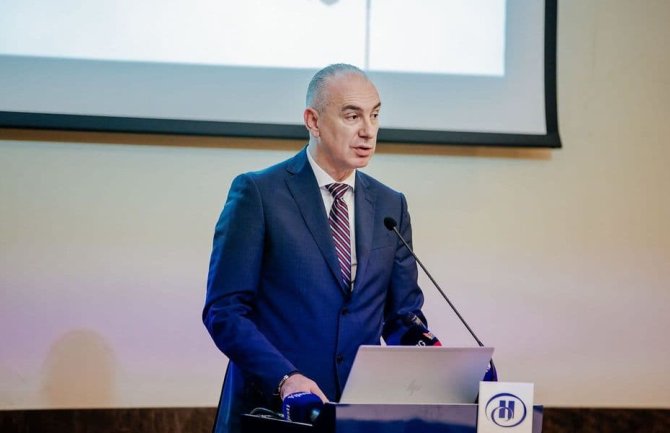 Đeka: Ne očekujem da će biti problema u odnosu Crne Gore i Kosova, potez Vukićević u suprotnosti sa koalicionim sporazumom
