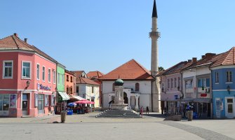 Muškarcu tri godine zatvora i psihijatrijsko liječenje zbog podmetanja požara na džamiji u Gradačcu