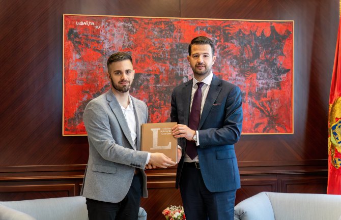 Milatović: Naša obaveza je da stvorimo ambijent u kojem će obrazovanje, rad i znanje biti jedini garant uspjeha