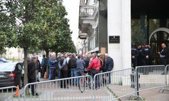 Devet vlada 18 godina ne postupa po odluci suda