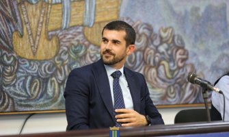 Nenezić: Da postanete redovni profesor UCG potrebno je da zvanično prekršite zakon 130 puta