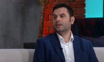 Dodikovu ljubav i još jednu Vulinovu sablju možda objave i rat NATO-u.