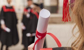 Diploma bez mnogo truda, studenti kupuju gotove radove