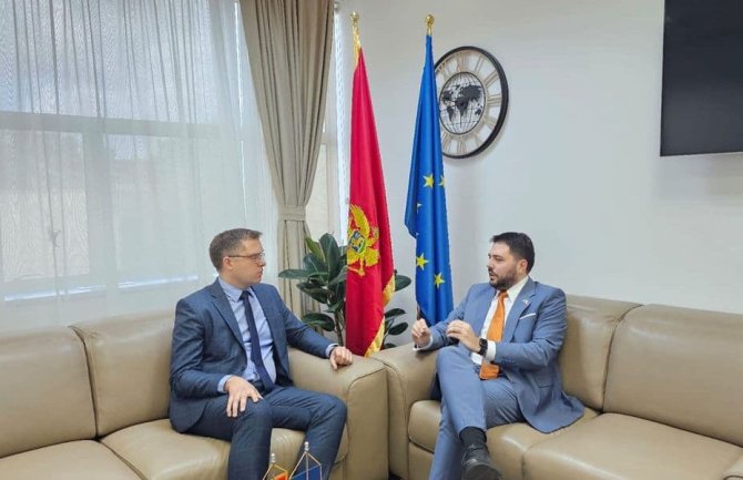 Eko fond raspisaće četiri Javna konkursa za nabavku komunalne opreme