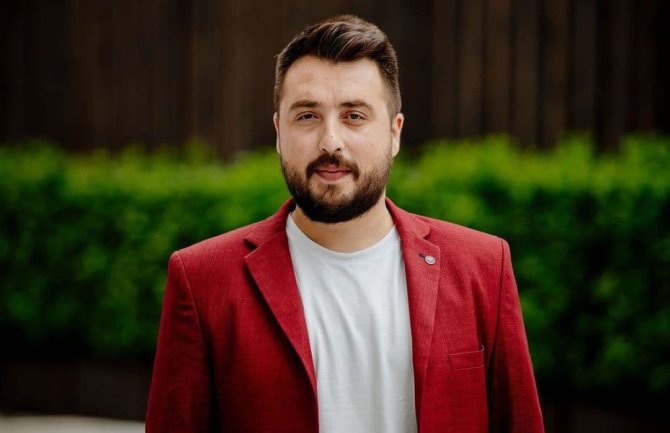 Srebrenica: Negiranje i dezinformisanje, odozgo ka dolje
