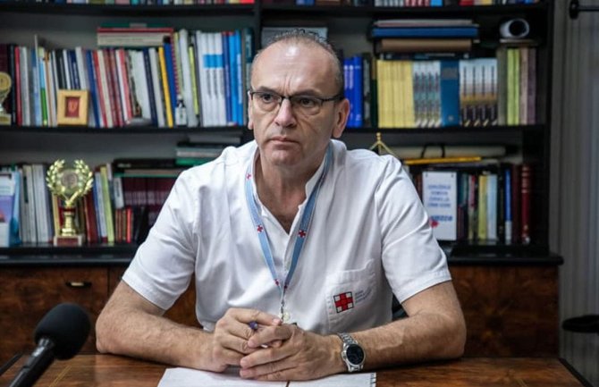 Kavarić: Nije trenutak da se igramo dječjim životima, mogućnost epidemije malih boginja realna, strah od vakcine neopravdan