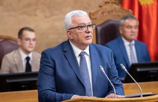 Mandić čestitao samo sveštenstvu SPC i vjernicima: Molitva za mir i blagostanje najbolja odbrana